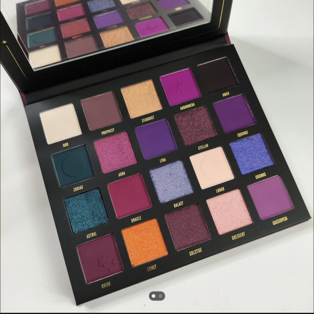 BEAUTY BY BAY  Celestial Charms palette