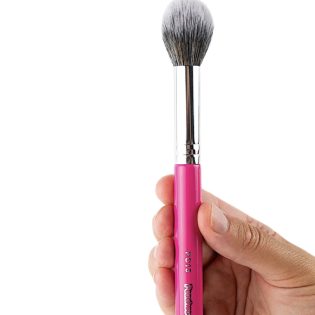 PEACHES & CREAM  PC15 Cheek Definer Brush